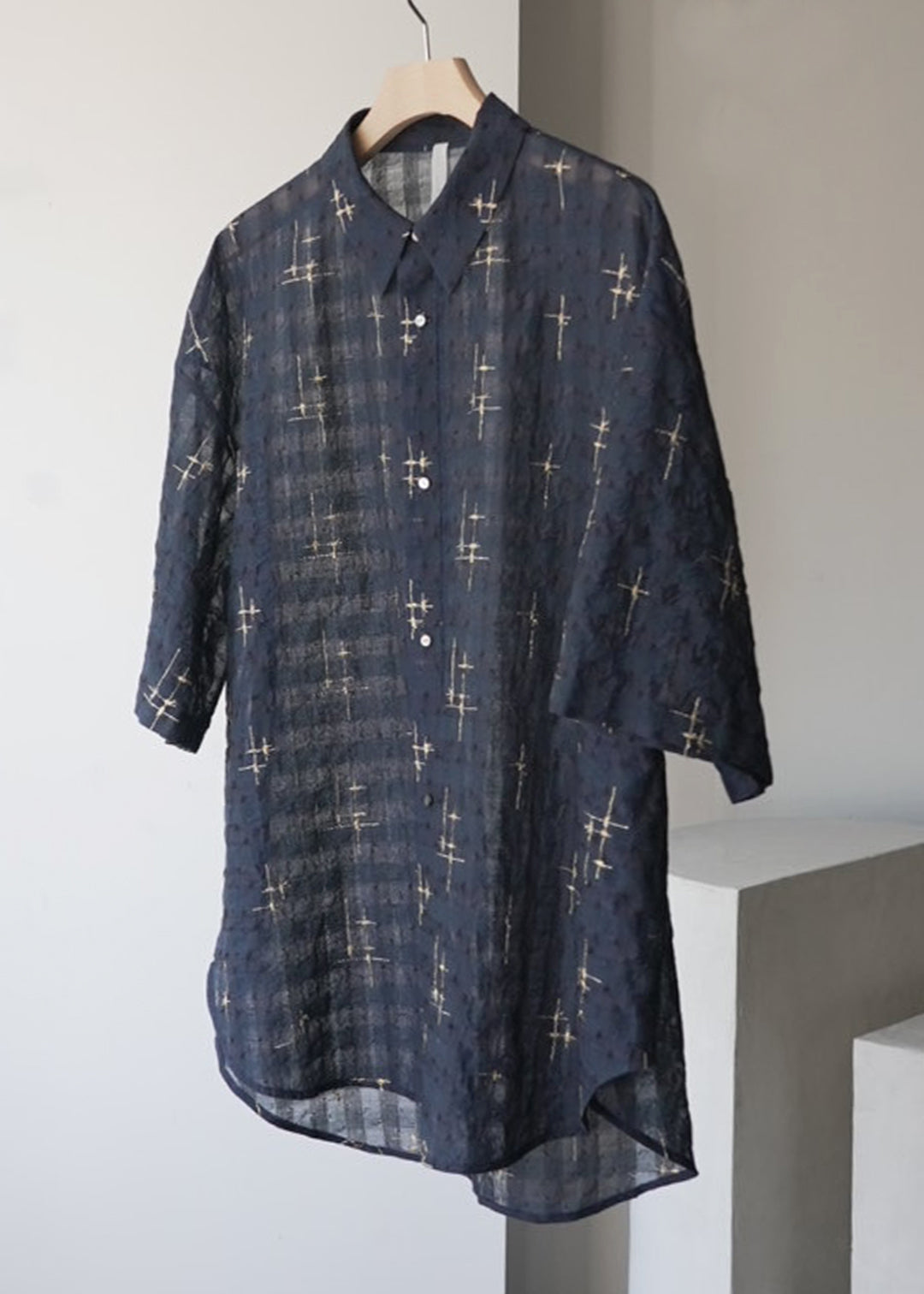sparkle embroidery shirt (navy)