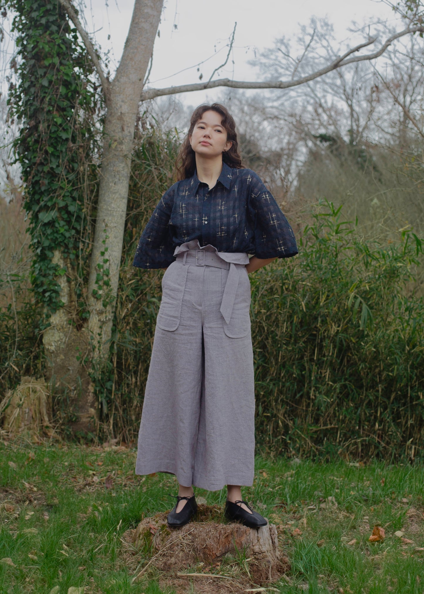 sparkle embroidery shirt (navy)
