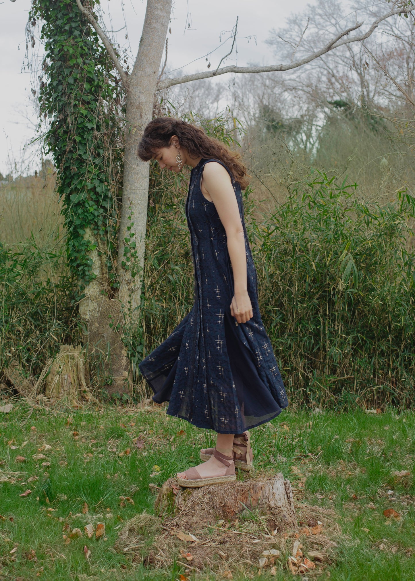 sparkle embroidery dress (navy)