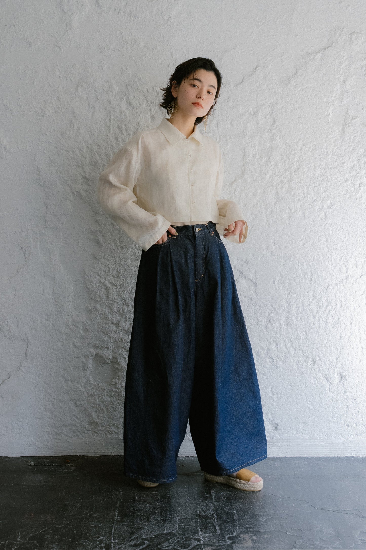 mailing stamp petal denim (indigo)