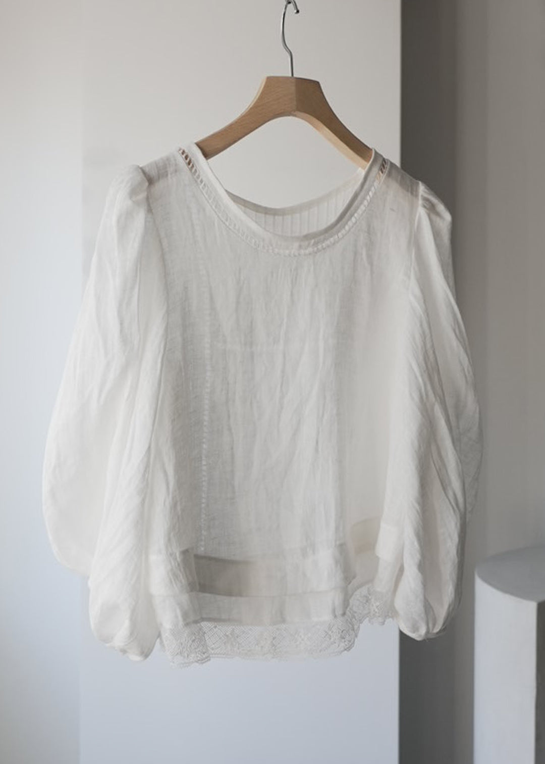 patch lace linen blouse (white)