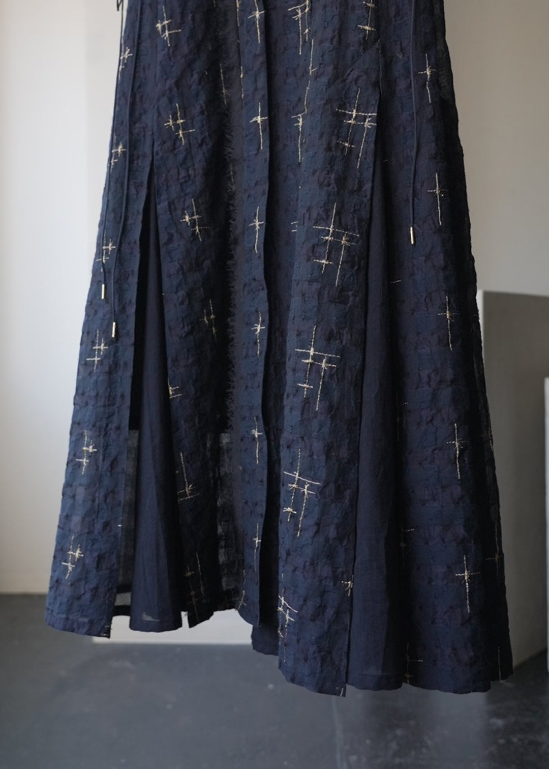 sparkle embroidery dress (navy)