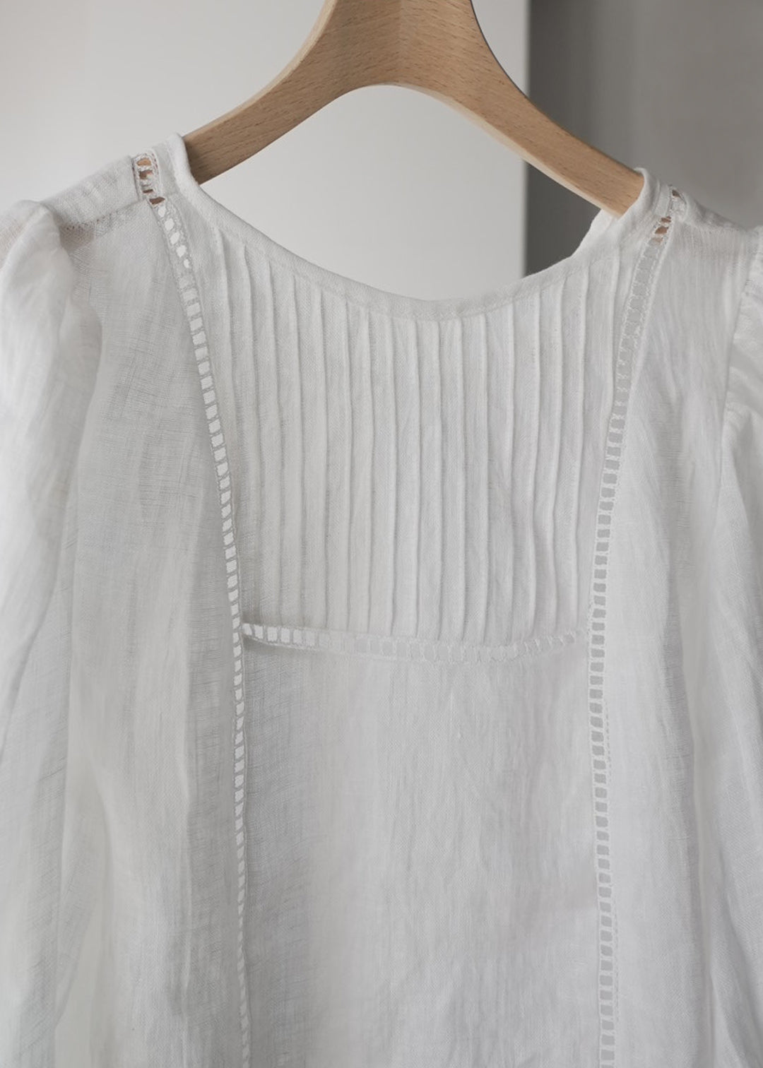 patch lace linen blouse (white)