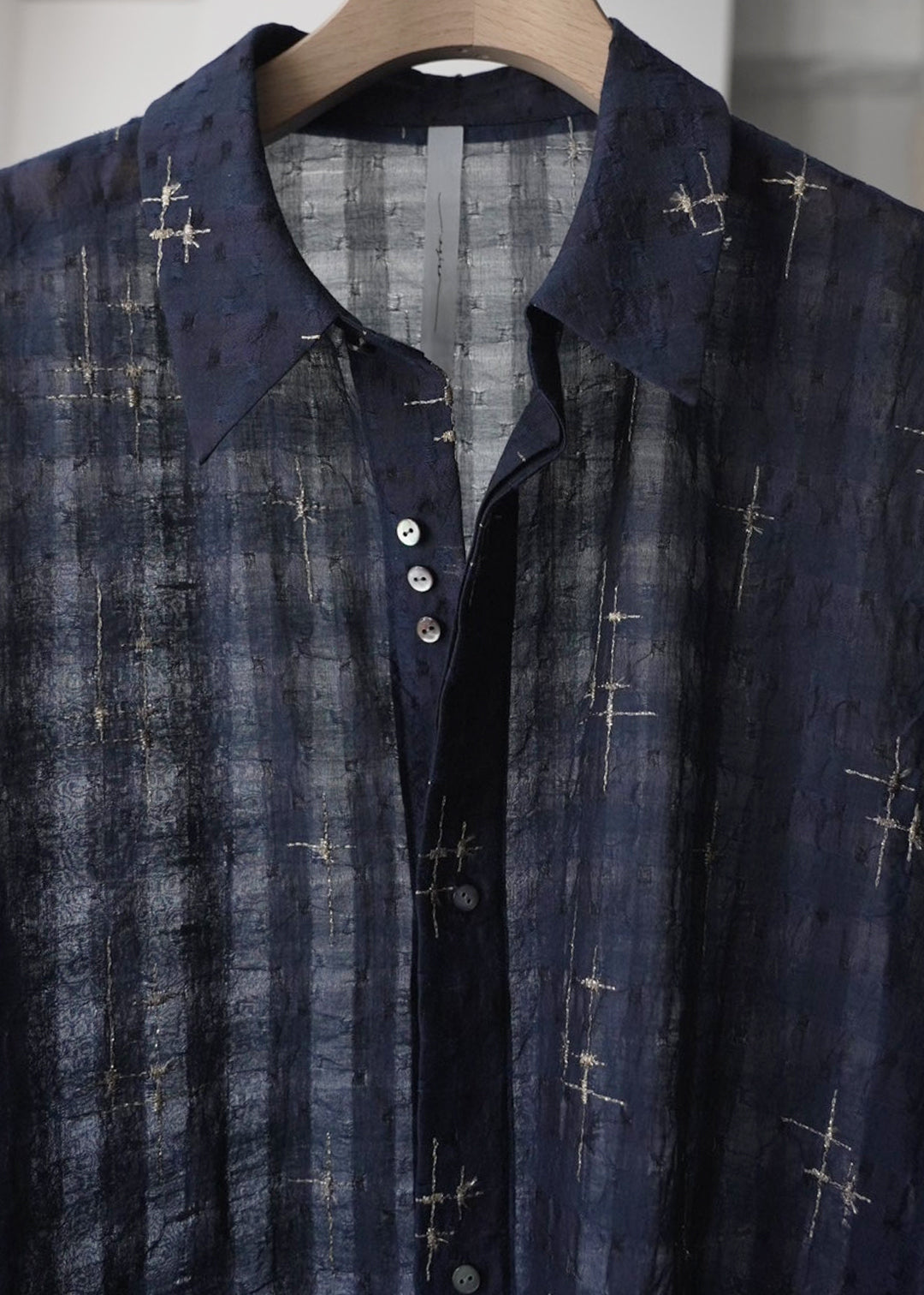 sparkle embroidery shirt (navy)