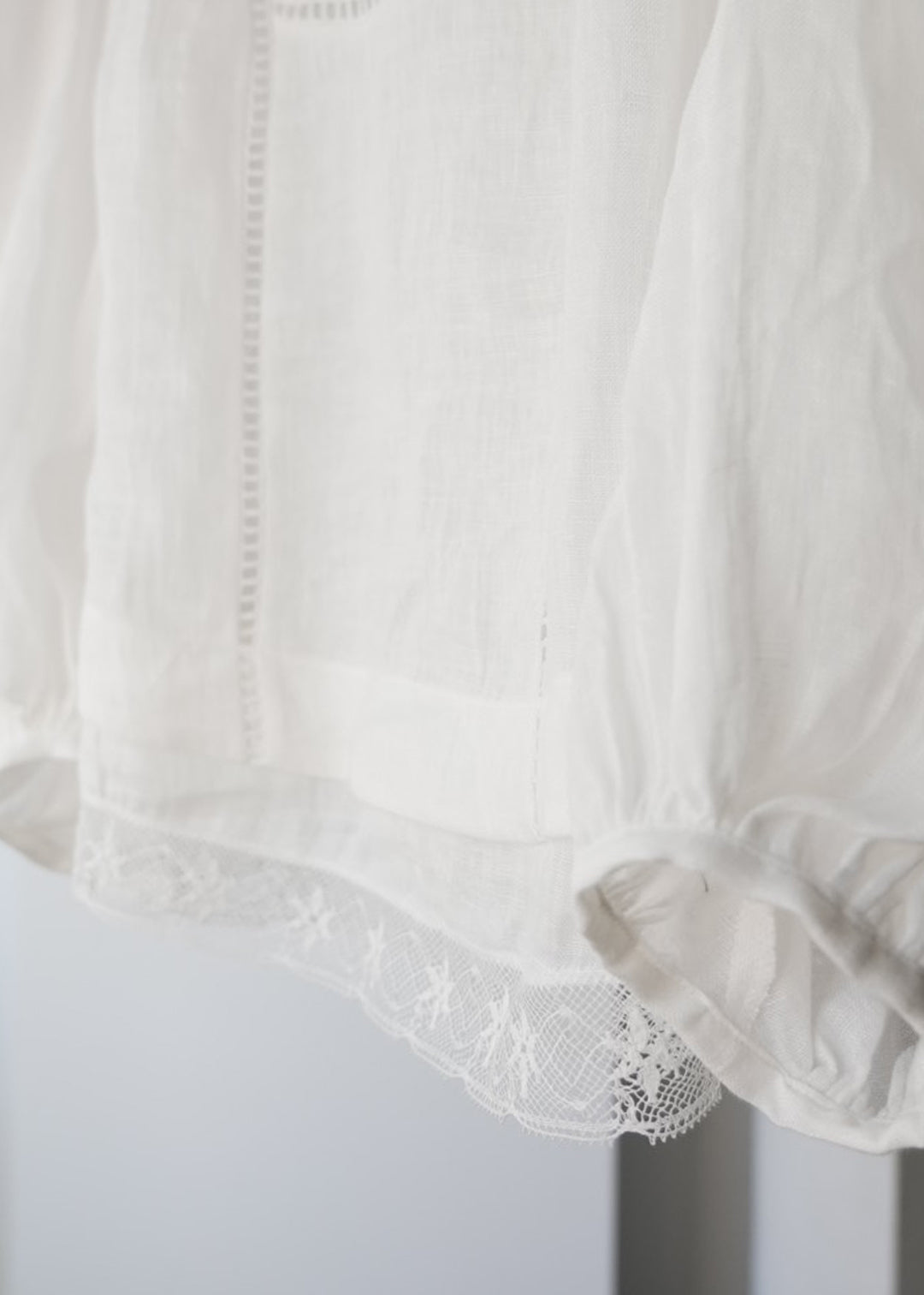 patch lace linen blouse (white)