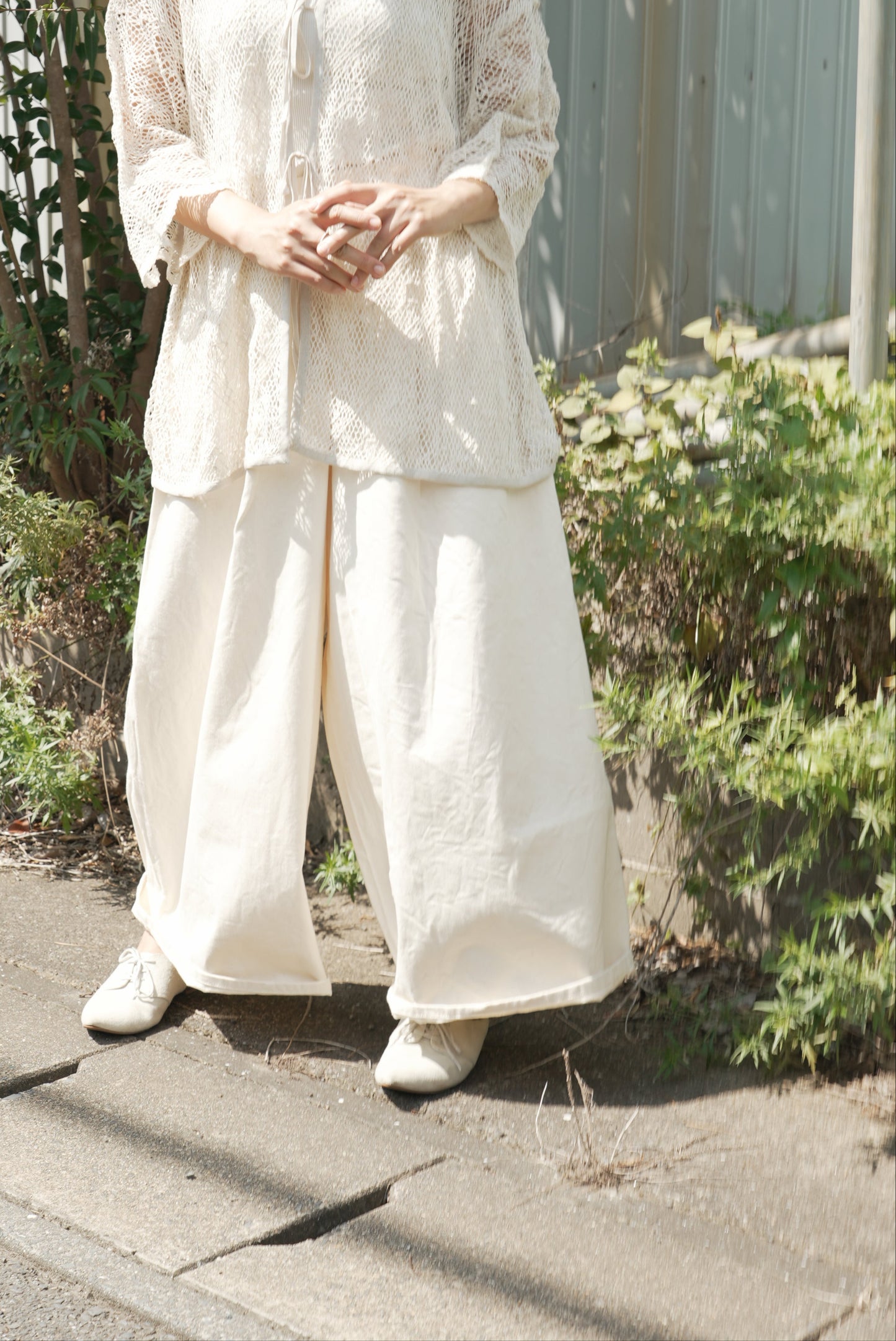 mailing stamp petal denim ( white )