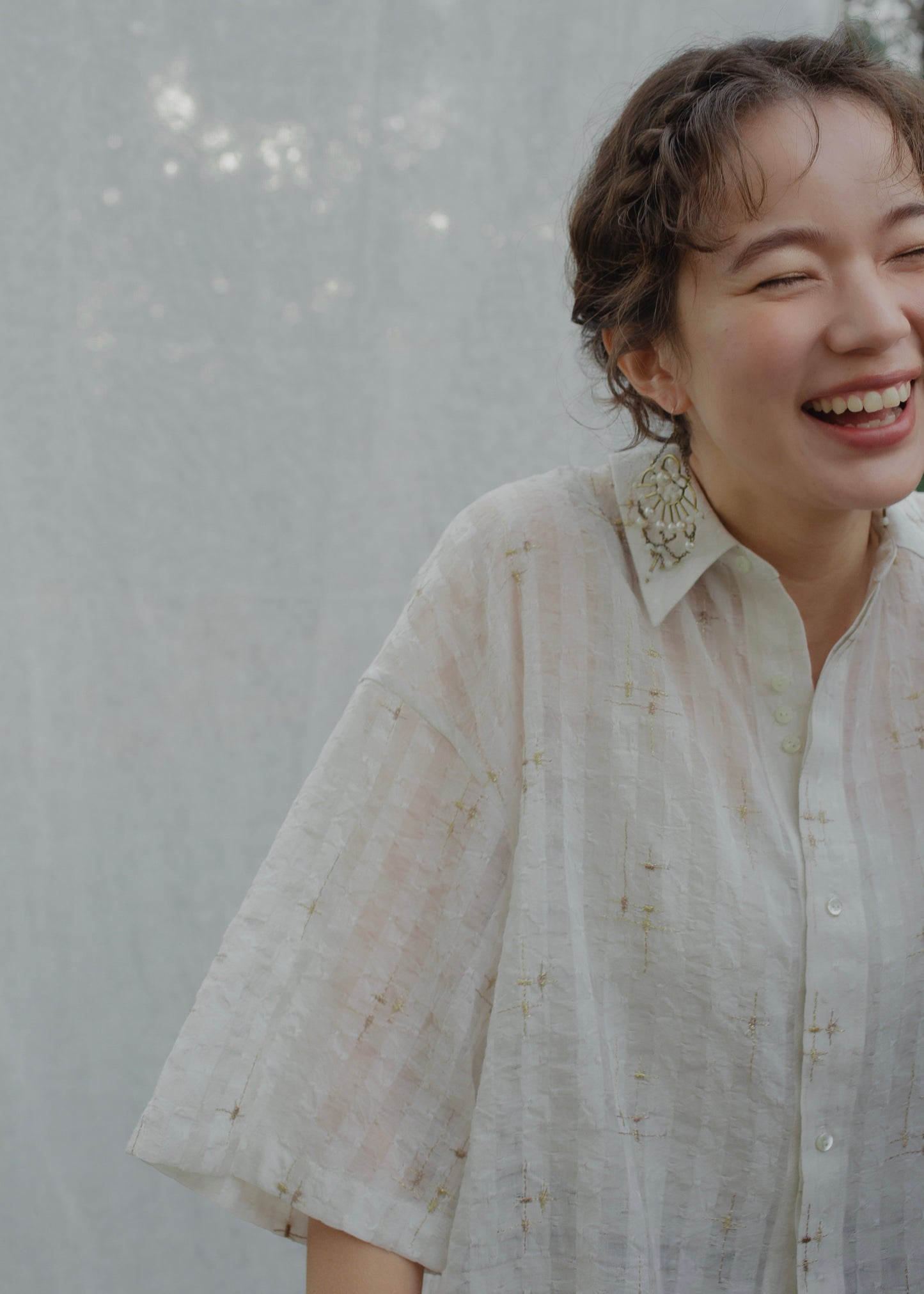 sparkle embroidery shirt (white)