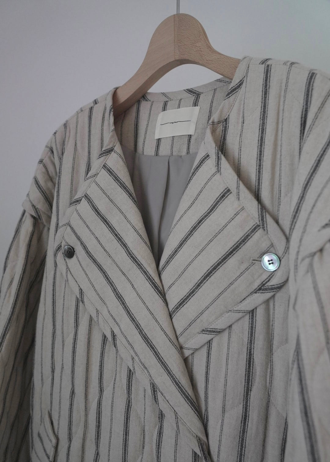 stripe quilt over jacket (écru)