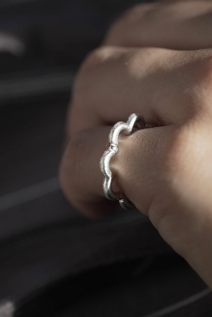 [ pre order ] Dew pinkie ring