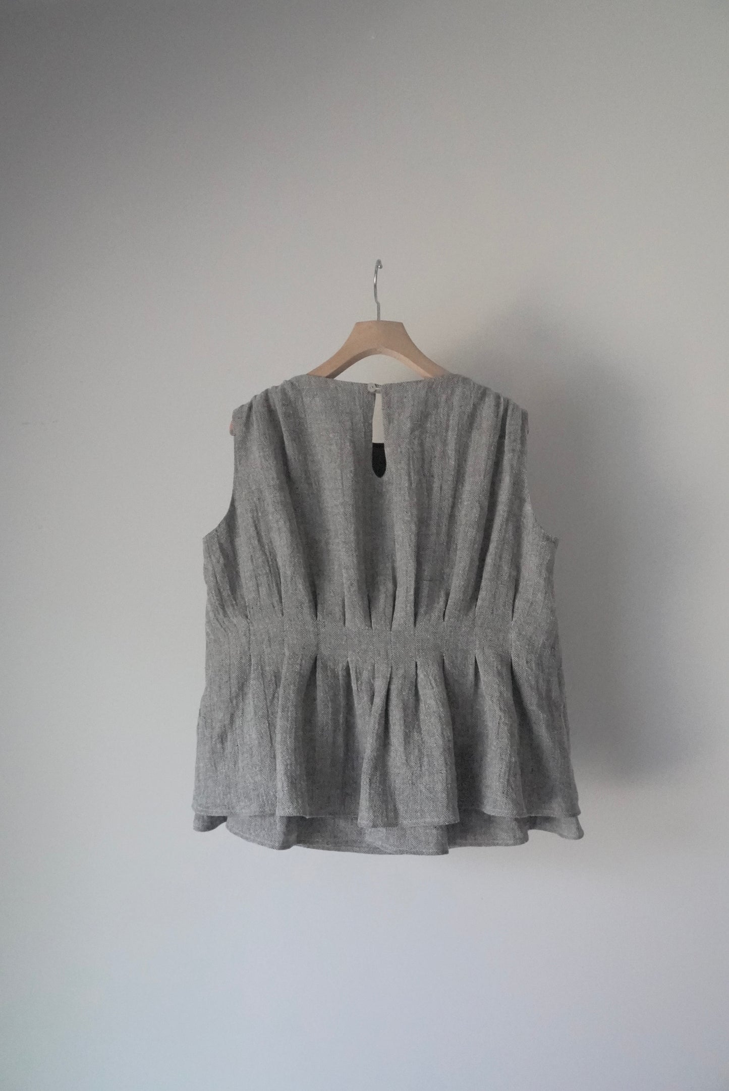 Shell tops (gray)