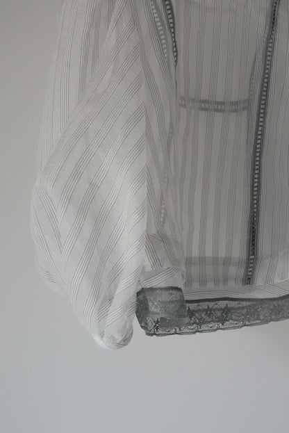 <ご予約商品> stripe patch lace mist blouse ( white gray )