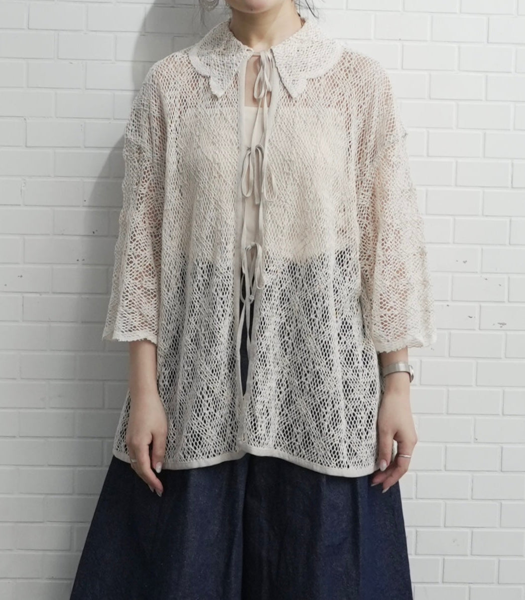 pottery rim lace shirt (écru)