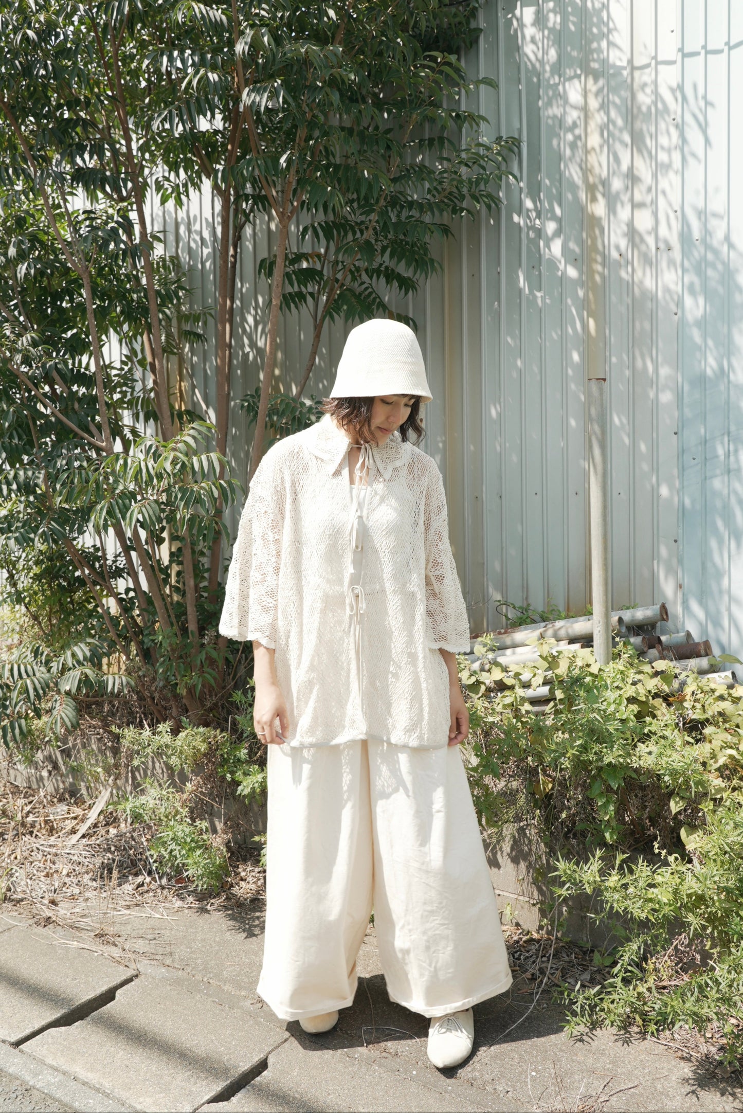 mailing stamp petal denim ( white )
