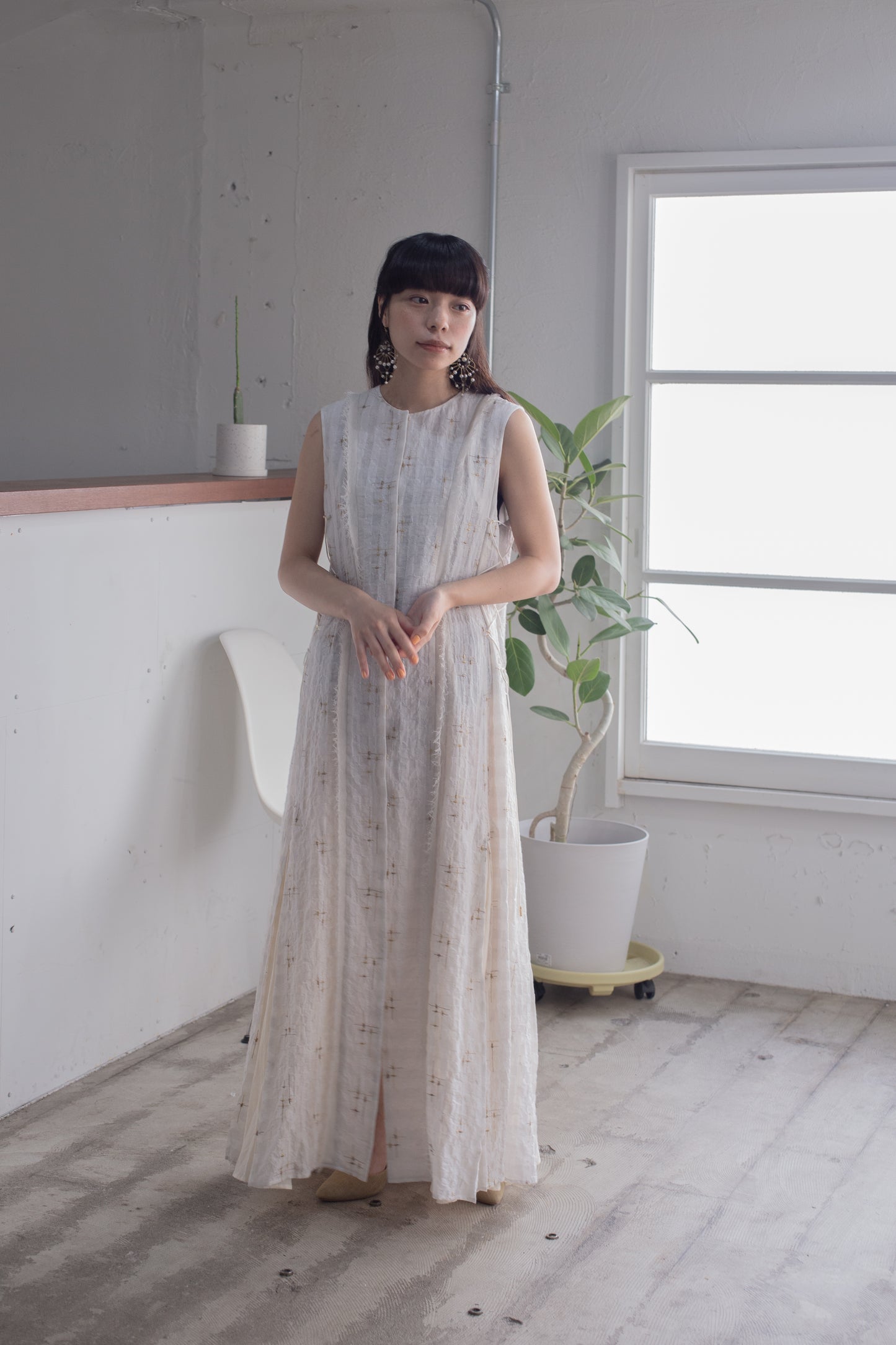 sparkle embroidery dress (white)