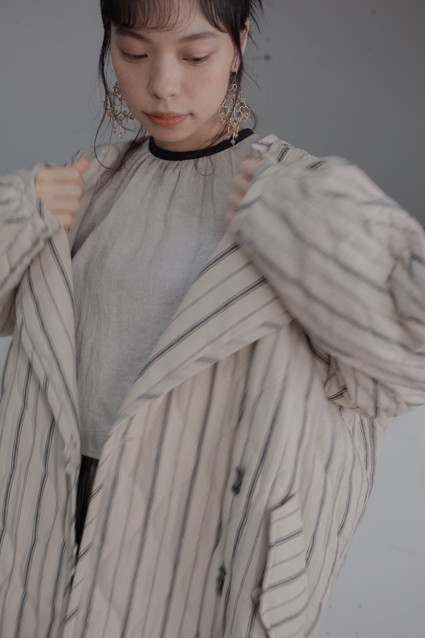 stripe quilt over jacket (écru)